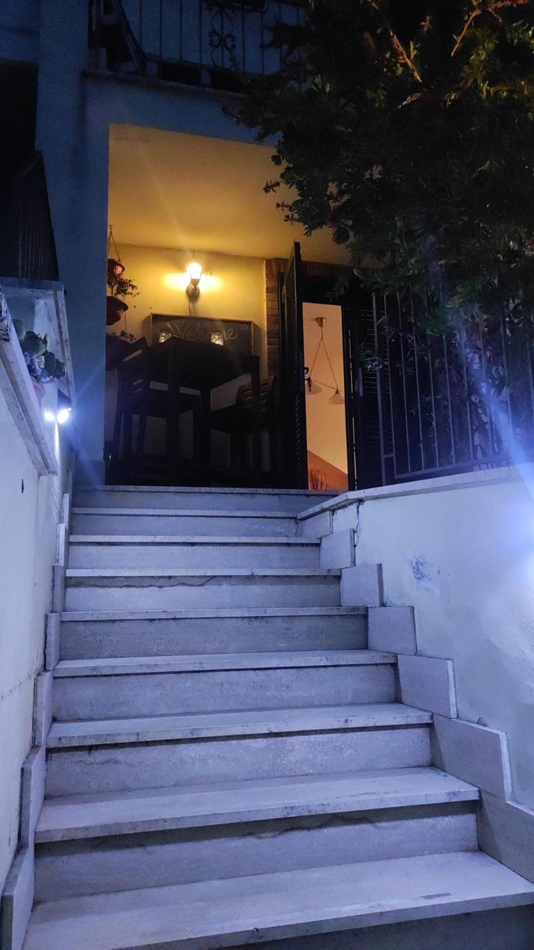 Appartement Le Stelle Antiche - Giubileo 2025, Concorsi Aeronautica, Ryder Cup, Guidonia Montecelio, Roma, Tivoli à Marco Simone Extérieur photo
